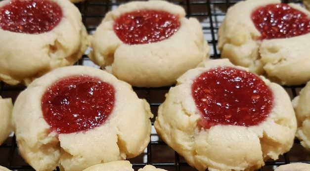Raspberry Thumbprint Cookies