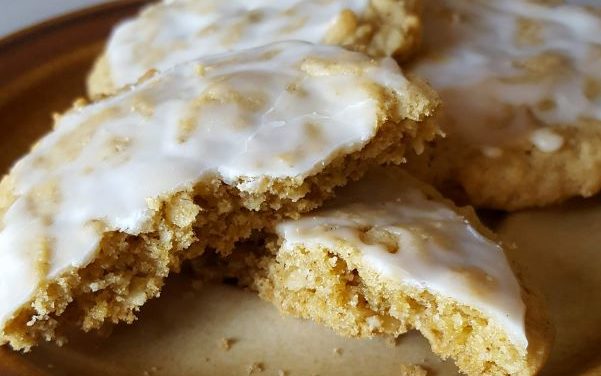 Iced Oatmeal Cookies